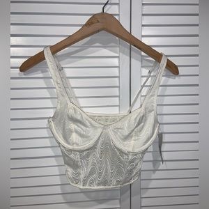Hollister Gilly Hicks White Crop Top Small